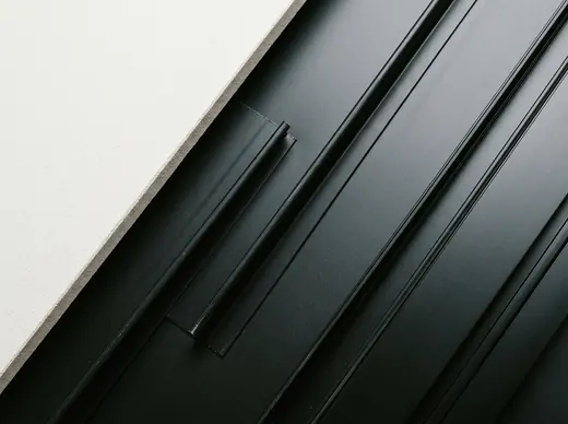White Render + Black