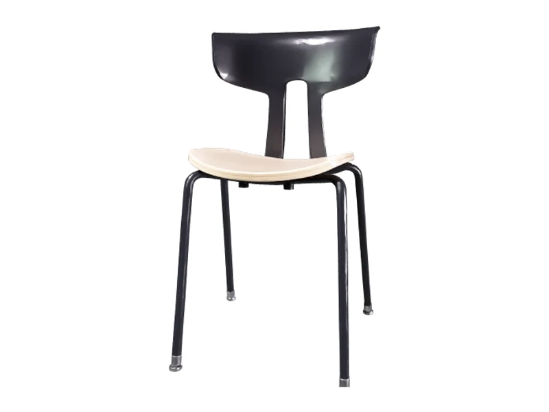 Source photo of the Stacking Dining Chair, converted to a 3D model