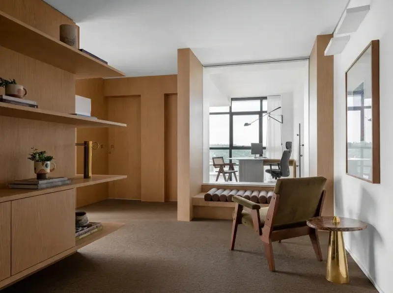 Office designed with MeltFlex AI: Oak & Brass Office