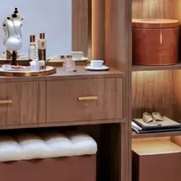 round brown storage box